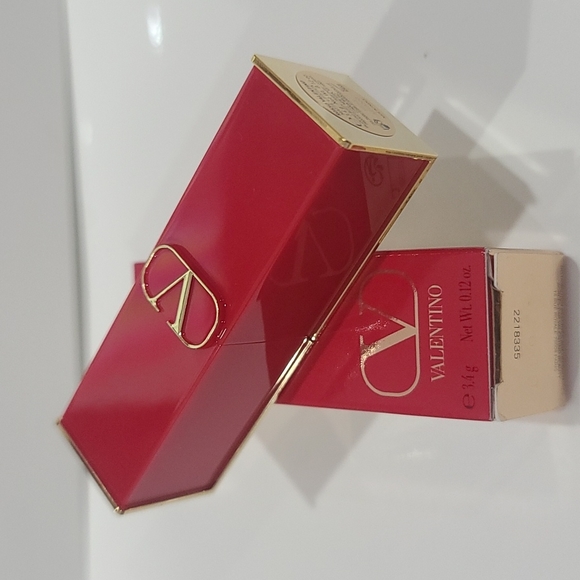 SALE - BNIB❤️NEW VALENTINO #107A ODE TO NATURAL Rosso Refillable Lipstick ✨NIB - Picture 12 of 15